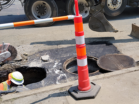 Mating of ducts coming from manhole C19BA-202 to the newly relocated and replaced manhole C19BA-203.
