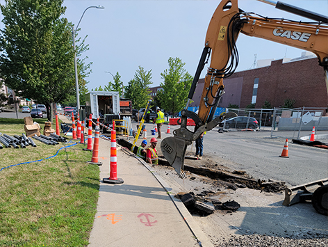 Continued excavation of the mainline trench section from HEX manhole C19BA-203.